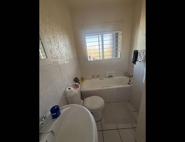 2 BEDROOM PROPERTY TO RENT IN SANDRINGHAM